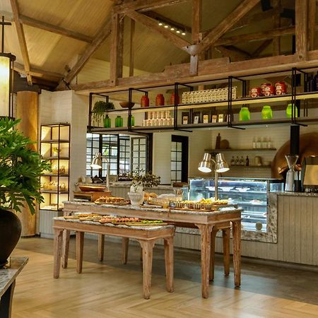 פונקאק Novus Giri Resort & Spa מראה חיצוני תמונה
